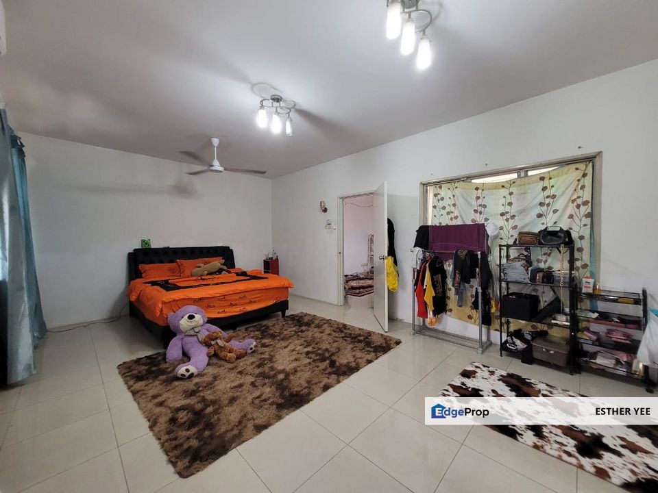 Freehold Gated-Guarded 2.5 Stry Terrace @ Taman Dagang Permai, Ampang nearby Taman Halaman/ Taman Dagang Jaya/ Taman Seri Intan/ Ampang Saujana, Selangor, Ampang