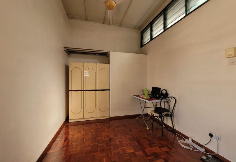 Facing Open - 2 Stry End Lot Terrace @ Pandan Jaya nearby Taman Maluri/ Taman Bakti/ Pandan Indah/ Kampung Pandan