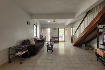 Facing Open - 2 Stry End Lot Terrace @ Pandan Jaya nearby Taman Maluri/ Taman Bakti/ Pandan Indah/ Kampung Pandan