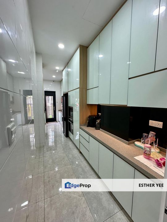 Extended Reno 3.5 Stry Superlink @ Duta Suria Residency, Ampang nearby Taman Ampang Utama/ Ampang Hilir/ Desa Pahlawan/ Dato Ahmad Razali/ Ampang Jaya, Selangor, Ampang