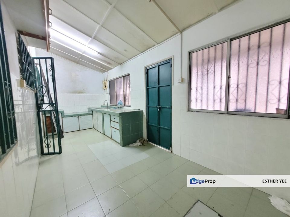 Near Playground - Extended 2 Stry Terrace @ Taman Sri Watan nearby Taman Halaman/ Taman Kosas/ Taman Dagang Jaya/ Bandar Baru Ampang, Selangor, Ampang