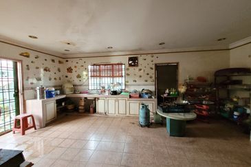 TAMAN SRI ANGSANA (MANTIN)