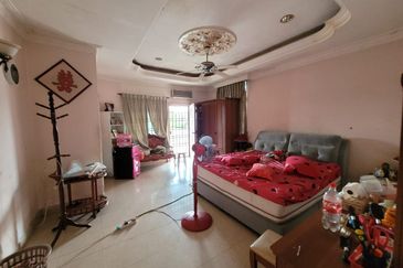 TAMAN SRI ANGSANA (MANTIN)