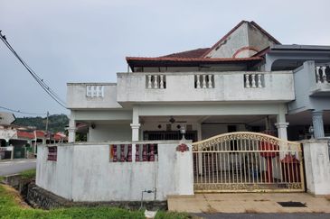 TAMAN SRI ANGSANA (MANTIN)