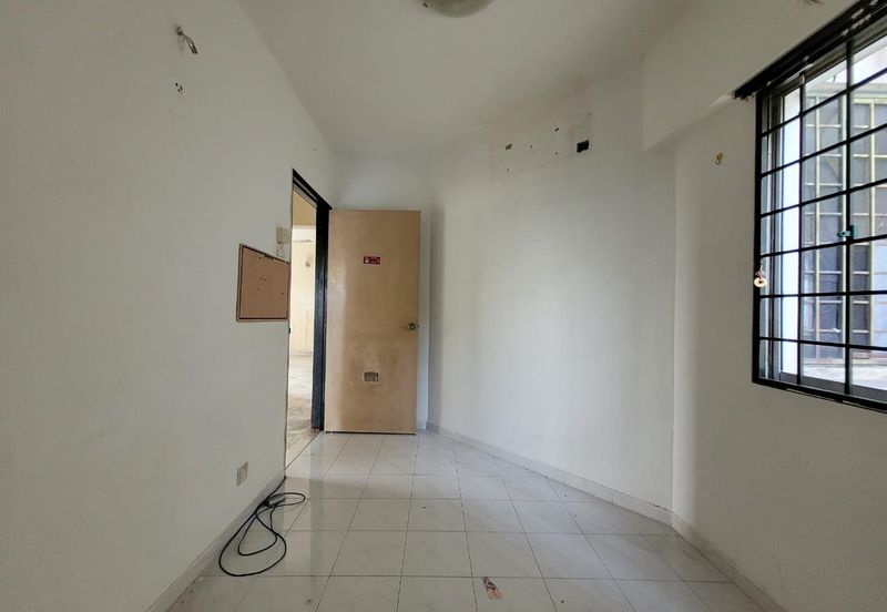 Menara Jade (Jade Tower), Taman Bukit Indah