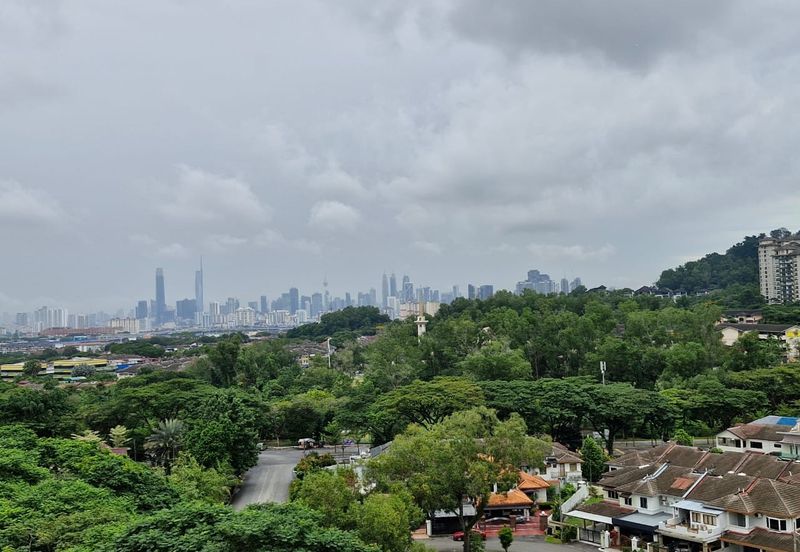 Menara Jade (Jade Tower), Taman Bukit Indah