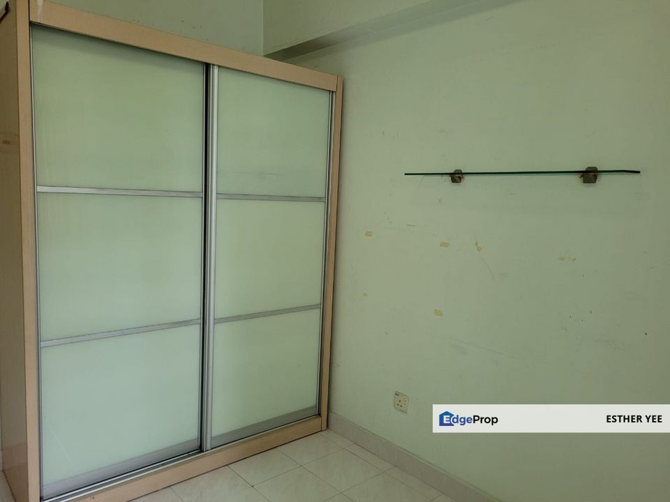 Below Market - Partial Furnished - Middle Floor- 1066 sqft - 3r2b , Selangor, Ampang