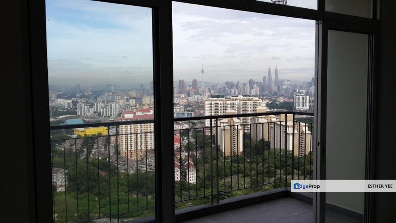 Freehold - Renovated - Middle Floor - 1450 sqft - 4r2b , Kuala Lumpur, Cheras