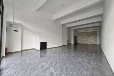 Dagang Cahaya Avenue