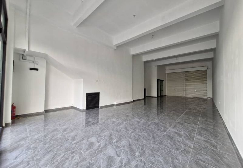 Dagang Cahaya Avenue