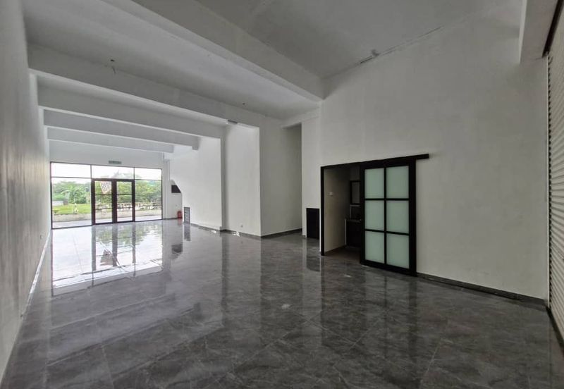 Dagang Cahaya Avenue