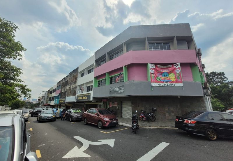 Facing Mainroad - 3 Stry Corner Shop @ Taman Rasmi Jaya nearby Bukit Indah/ Taman Tun Abdul Razak/ Taman TAR/ Taman Kosas/ Ampang Jaya/ Ampang Point