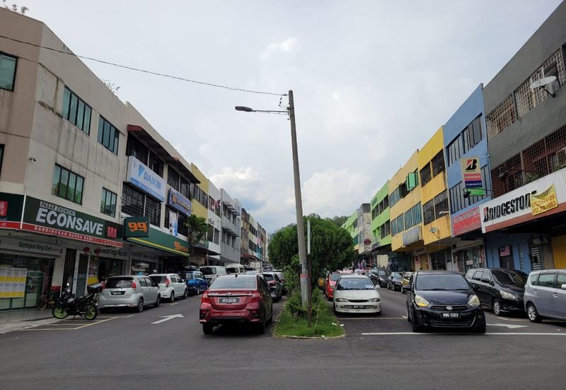 High Traffic - 3 Stry Corner Shop @ Taman Rasmi Jaya nearby Bukit Indah/ Taman Tun Abdul Razak/ Taman TAR/ Taman Kosas/ Ampang Jaya/ Ampang Point
