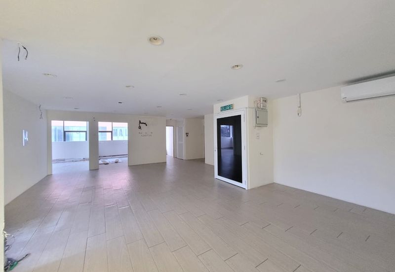 Dagang Cahaya Avenue