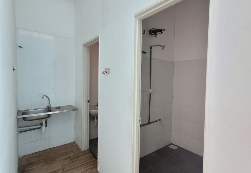 Dagang Cahaya Avenue