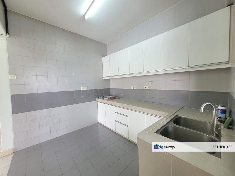 Below Market - Facing KLCC TRX Merdeka 118 - Partial Furnished - 1290 sqft -3r2b, Selangor, Ampang