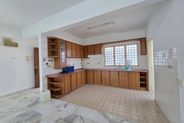 Awana Puri Condominiums