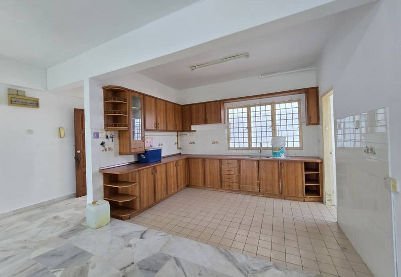 Awana Puri Condominiums