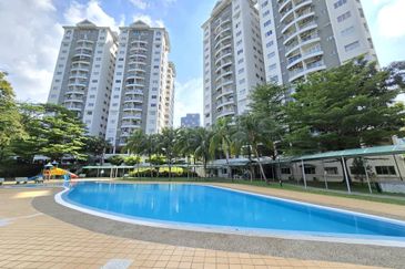 Awana Puri Condominiums