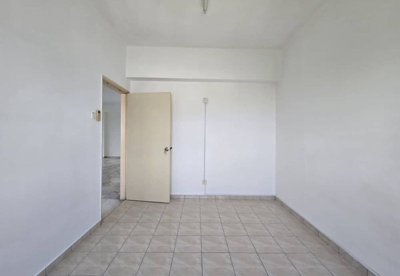 Awana Puri Condominiums