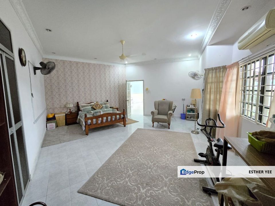 Corner Renovated Huge Land 1 Stry Terrace @ Ampang Jaya nearby Taman TAR/ Taman Tun Abdul Razak/ Taman Ampang Utama/ Ukay Heights/ Bukit Indah, Selangor, Ampang