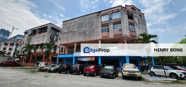 SERI KEMBANGAN PUNCAK JALIL BDR KINRARA, Selangor, Seri Kembangan