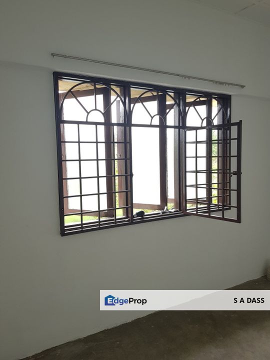 Pinggiran Batu Caves Flat- Value Buy, Selangor, Batu Caves 