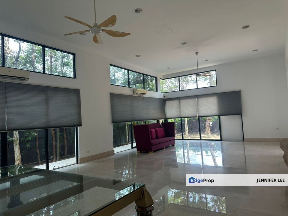 Seksyen 12 Petaling Jaya 2.5 Storey Bungalow For Rent with Swimming Pool, Selangor, Petaling Jaya