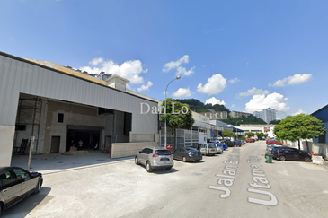 Semi-D Factory, Taman Industri Bukit Permai