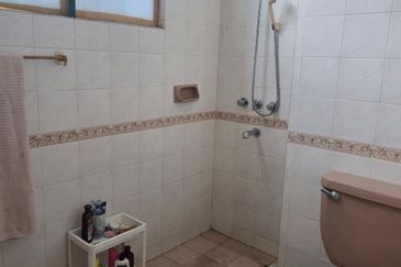 Menara Avenue (Menara Promenade)