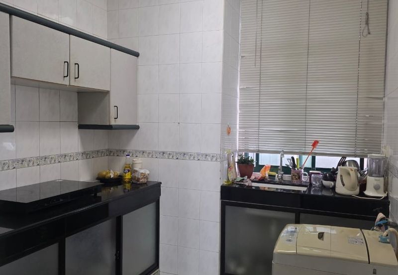 Menara Avenue (Menara Promenade)