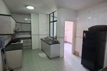 Menara Avenue (Menara Promenade)