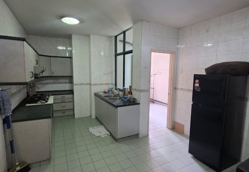 Menara Avenue (Menara Promenade)