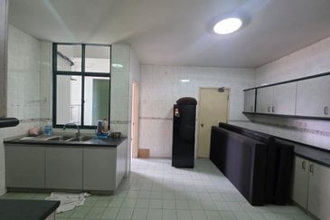 Menara Avenue (Menara Promenade)