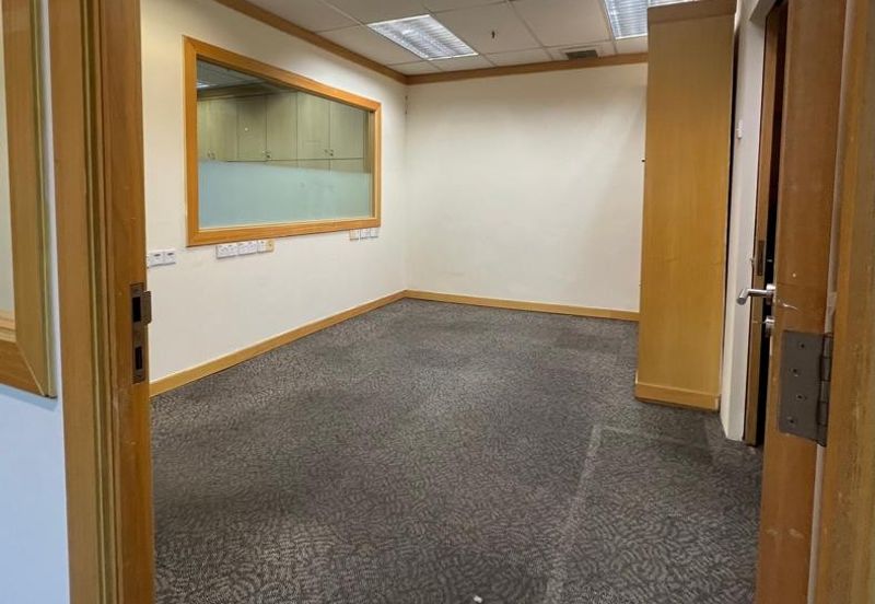 Ampwalk, Jalan Ampang – Well-Maintained Office Unit for Rent