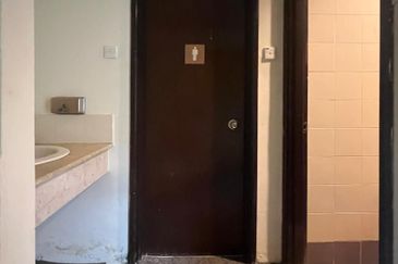 Ampwalk, Jalan Ampang – Well-Maintained Office Unit for Rent