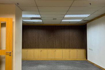 Ampwalk, Jalan Ampang – Well-Maintained Office Unit for Rent