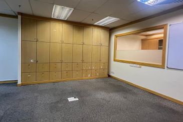 Ampwalk, Jalan Ampang – Well-Maintained Office Unit for Rent