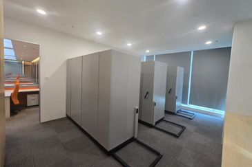 Meritus Tower Furnished office space for Sale!