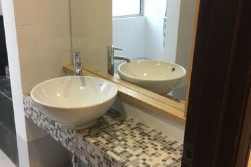 Perdana View Condominium