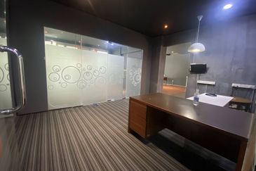 Perdana View Boutique