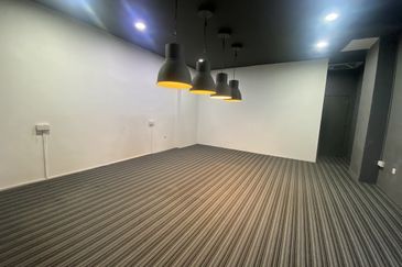 Perdana View Boutique