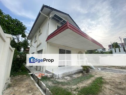 Ampang Bungalow 2 tingkat for rent, Selangor, Ampang