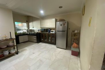 Jalan Memanda Kecil 1 