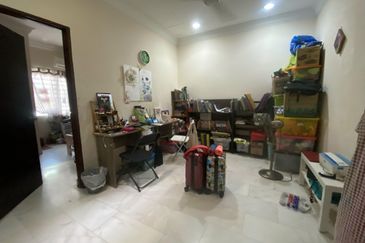 Jalan Memanda Kecil 1 