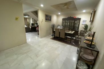 Jalan Memanda Kecil 1 