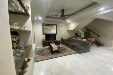 Jalan Memanda Kecil 1 