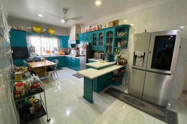 Jalan Kolam Air Lama 