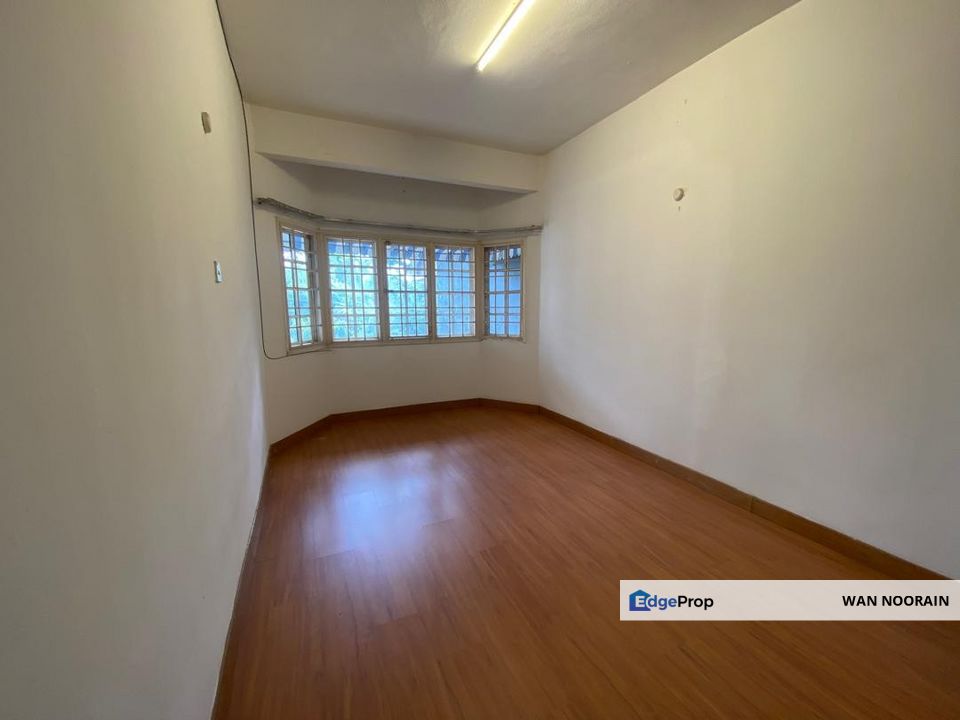 Taman TAR 3 sty terrace fully renovated, Selangor, Ampang