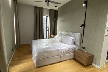 Residensi Solaris Parq